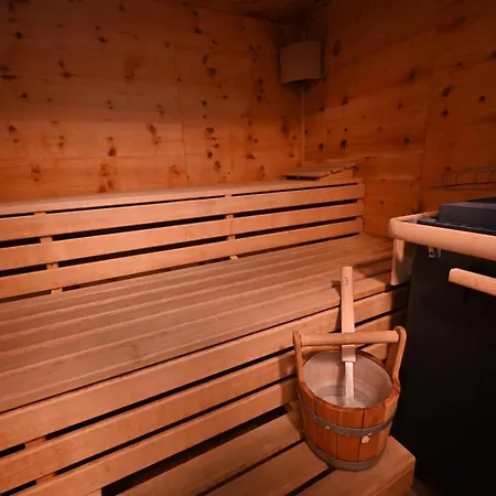 Alpin - Top 9 By Four Seasons *